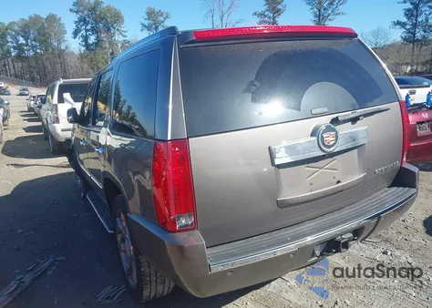 2011 Cadillac Escalade Luxury from USA, damaged, VIN 1GYS3BEF2BR216935